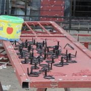 Israeli ban cripples furniture industry in Gaza 4