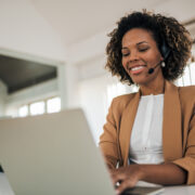 How to Find the Best Stock Photo Customer Service 3